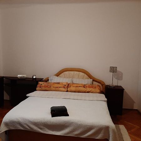 Rooms In Centrum Varsovia Exterior foto