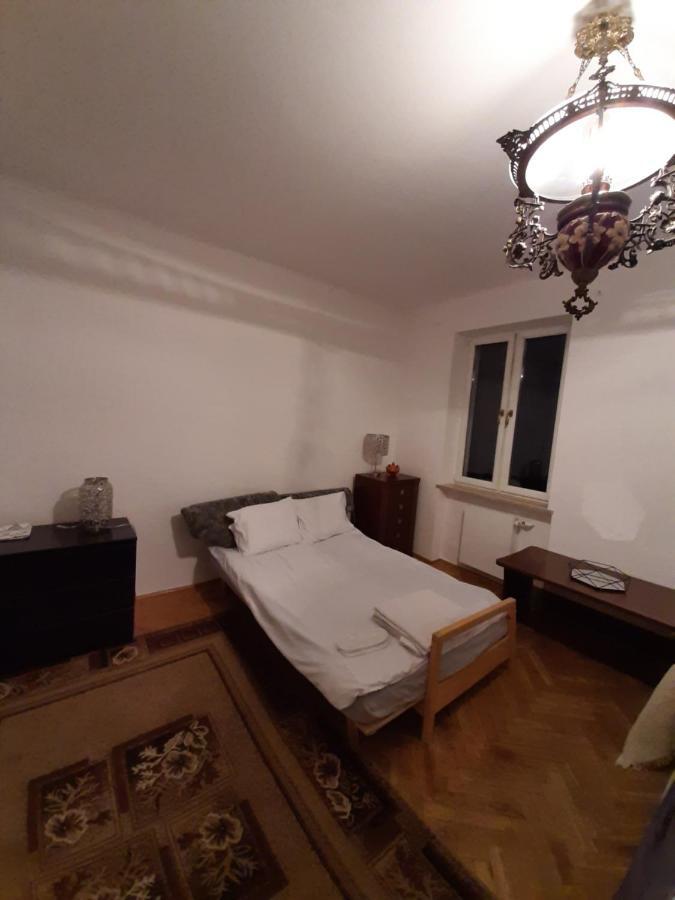Rooms In Centrum Varsovia Exterior foto