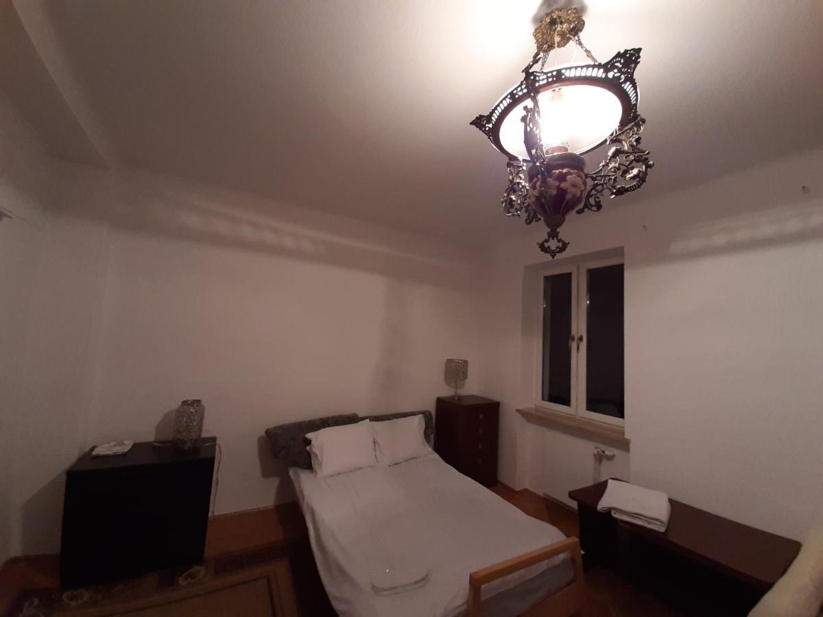 Rooms In Centrum Varsovia Exterior foto