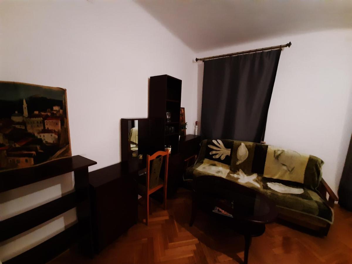 Rooms In Centrum Varsovia Exterior foto