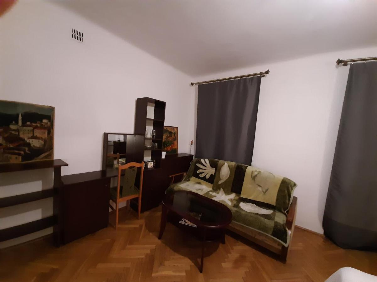 Rooms In Centrum Varsovia Exterior foto